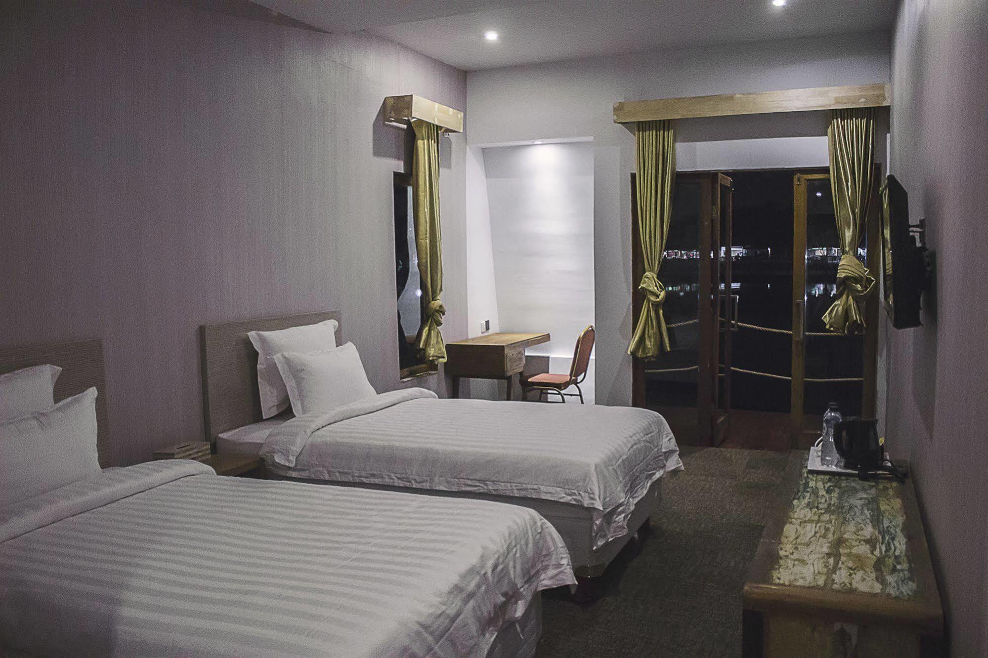 Kanaka Lake Villa Batam Zewnętrze zdjęcie