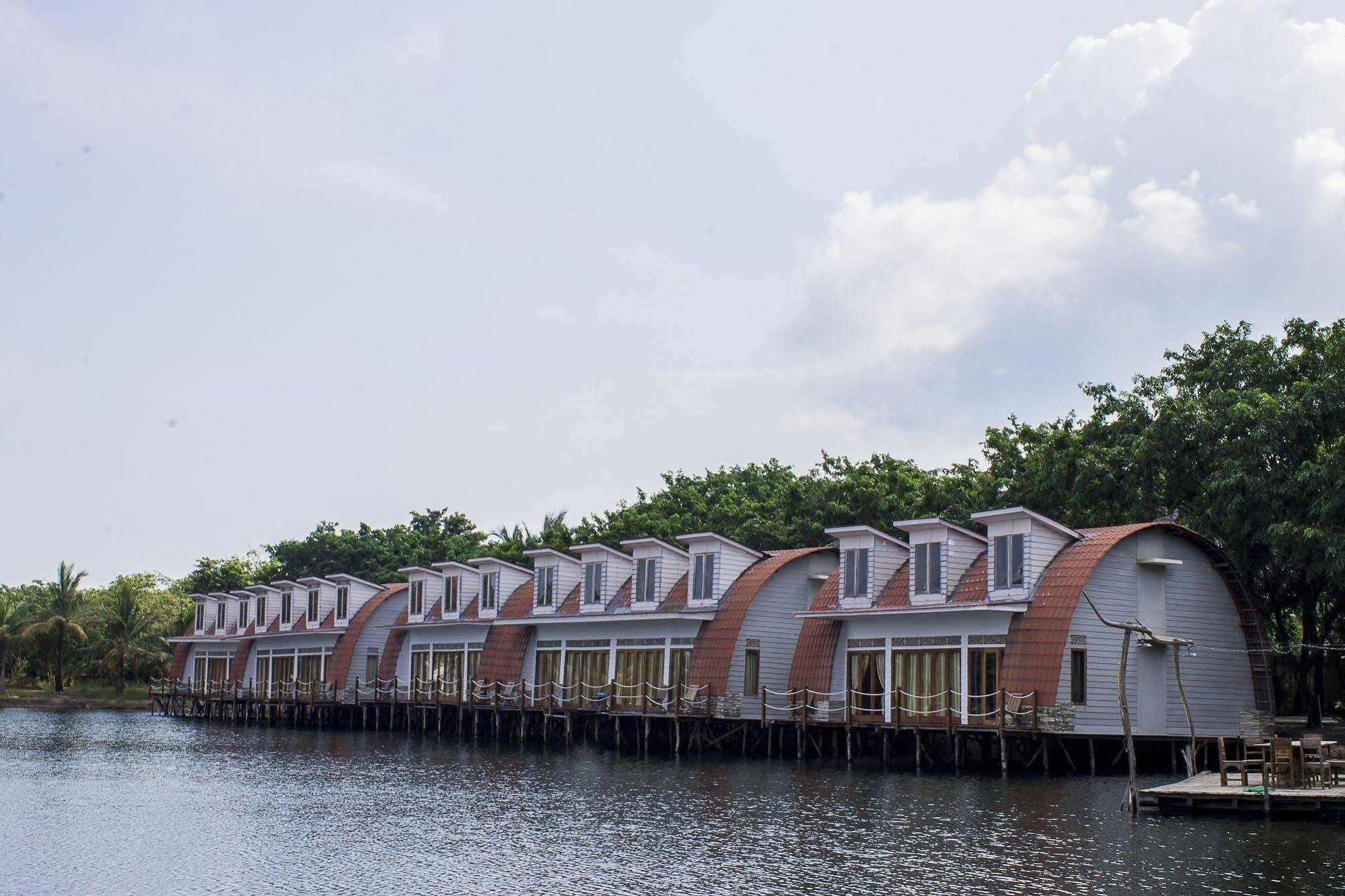 Kanaka Lake Villa Batam Zewnętrze zdjęcie